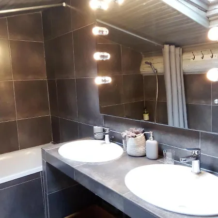 ヴィラ La Maison Perchee