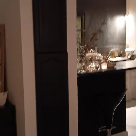 La Maison Perchee エーグ・モルト